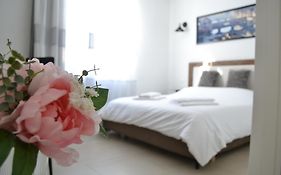 Dion Guest House